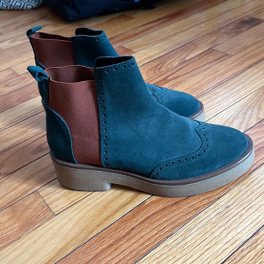 Nice Things Paloma S Suede Rubber Bottom Chelsea Boots